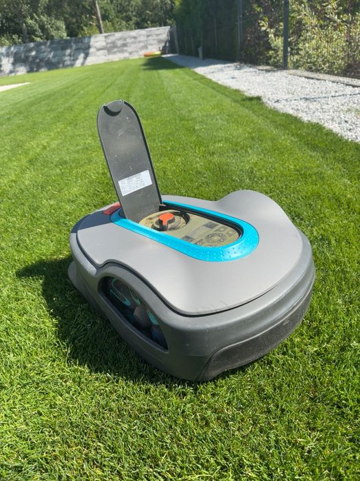 Robot koszący GARDENA smart SILENO life – sprawny