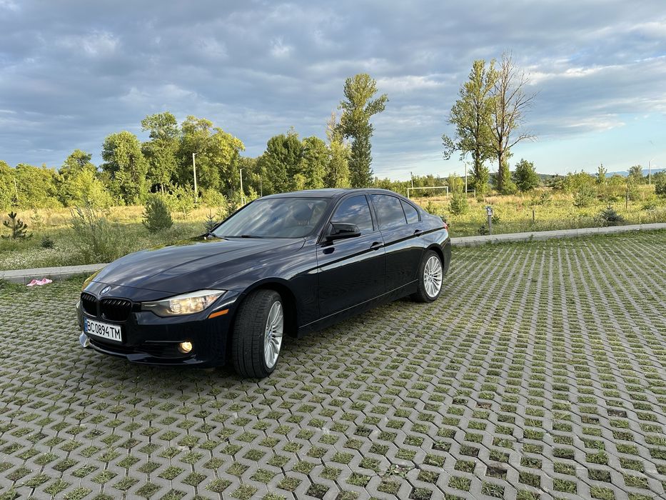 BMW 328i xDrive F30 Luxury Line