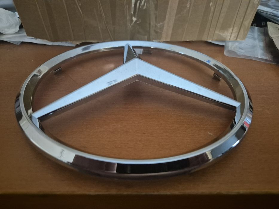 Mercedes gwiazda emblemat A0008171016 W176 W205 W212 W166 nowy