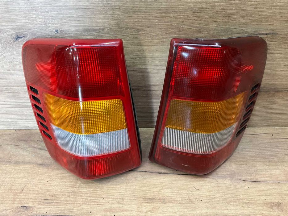 Lampa/reflektor tylny lewy prawy Jeep Grand Cherokee