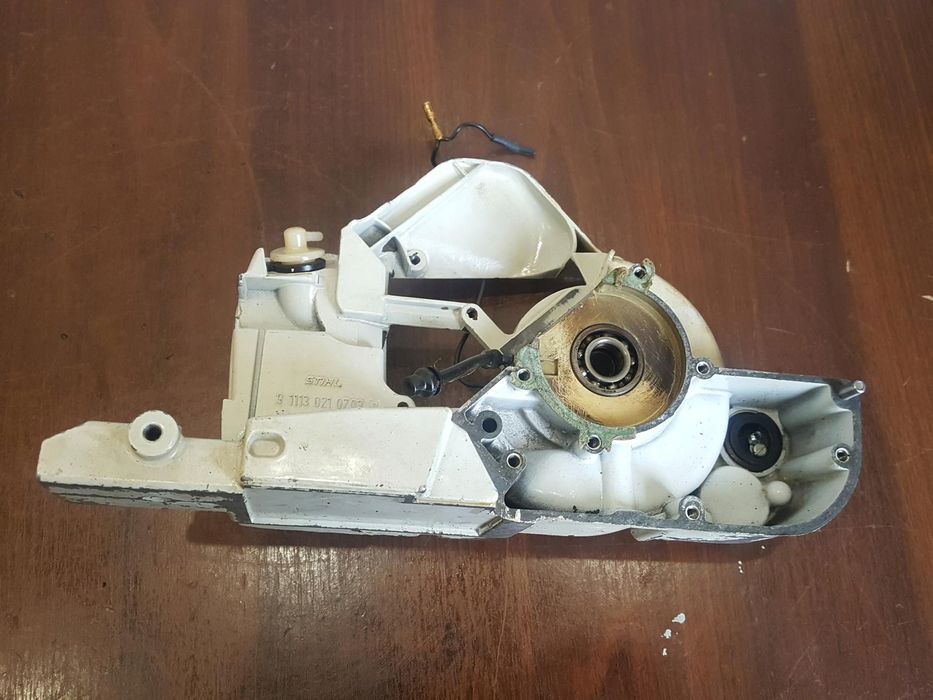 Stihl 031 032 Karter Połówka Silnika Zbiornik Blok