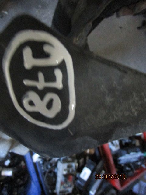 Frente em fibra ou chapa VOLKSWAGEN Golf III (1H1)