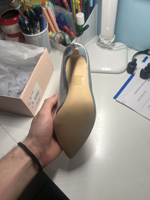 Srebrne szpilki vices