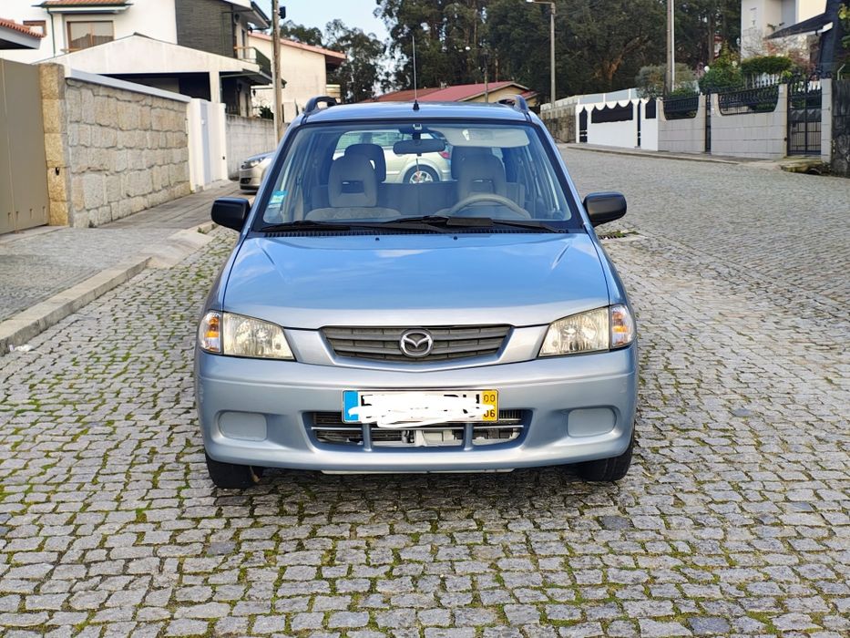 Mazda demio 1.2 16v muito estimado