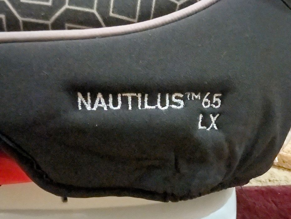 Продам детское кресло GRACO Nautilus 65 LX
