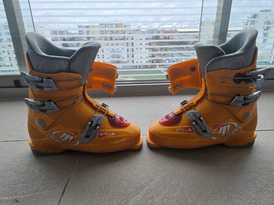 Buty narciarskie Tecnica, dzieciece, skorupa 265mm, wkładka 225mm