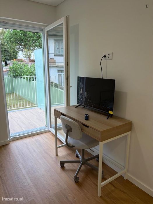 Estúdio - localizado em Alta Universitária Coimbra