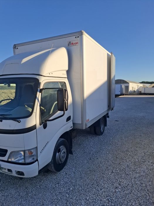 Toyota dyna 2003