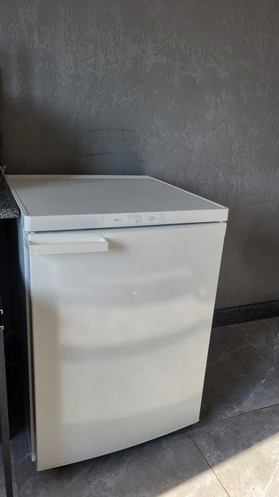 Морозильна камера сухої заморозки Miele