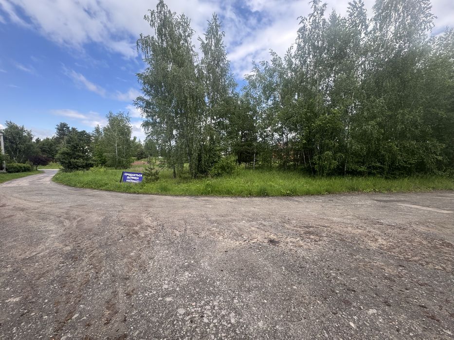 Ділянка під житлову забудову. Без комісіі!