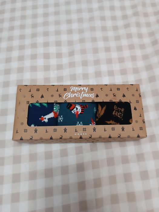 Подарунковий набір шкарпеток у крафт боксі 3 пари