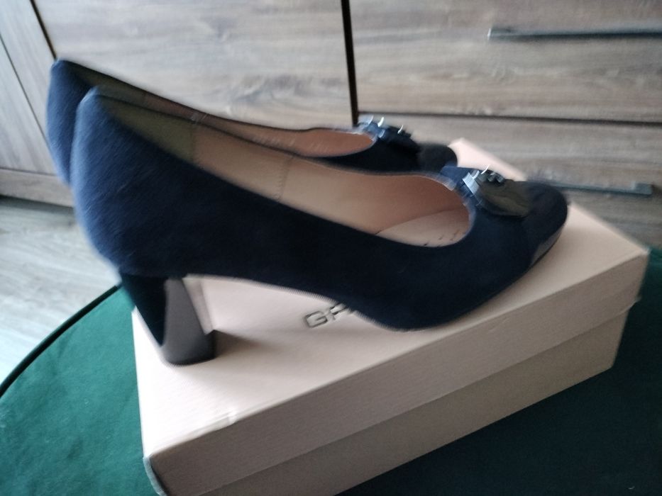 Buty damskie, granatowe -40, Firmy GRODECKI. Stan bardzo dobry