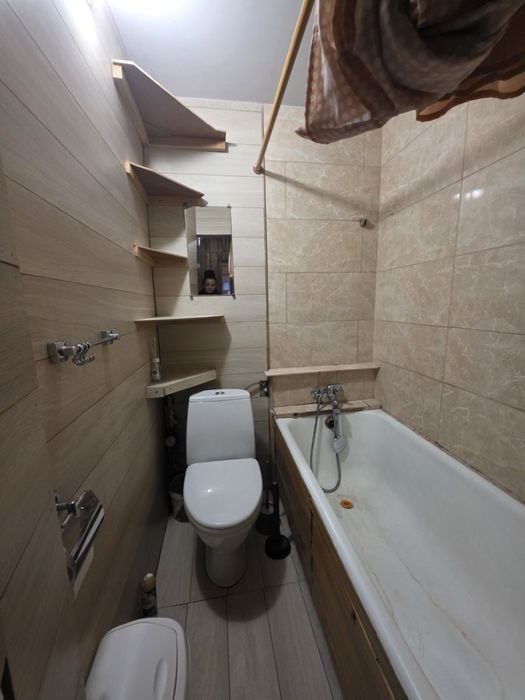 Продаж 2к квартири вул. Залізнична(р-н Привокзальна, політеху).