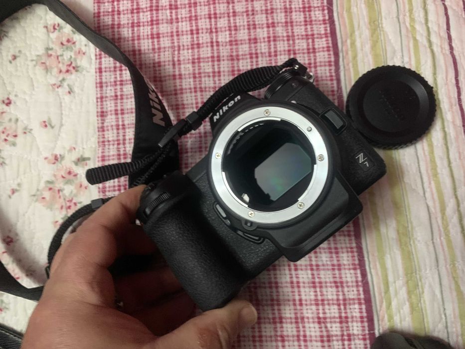 Nikon Z7 + adaptador FTZ - 57500 Clicks - guardada cabine de humidade