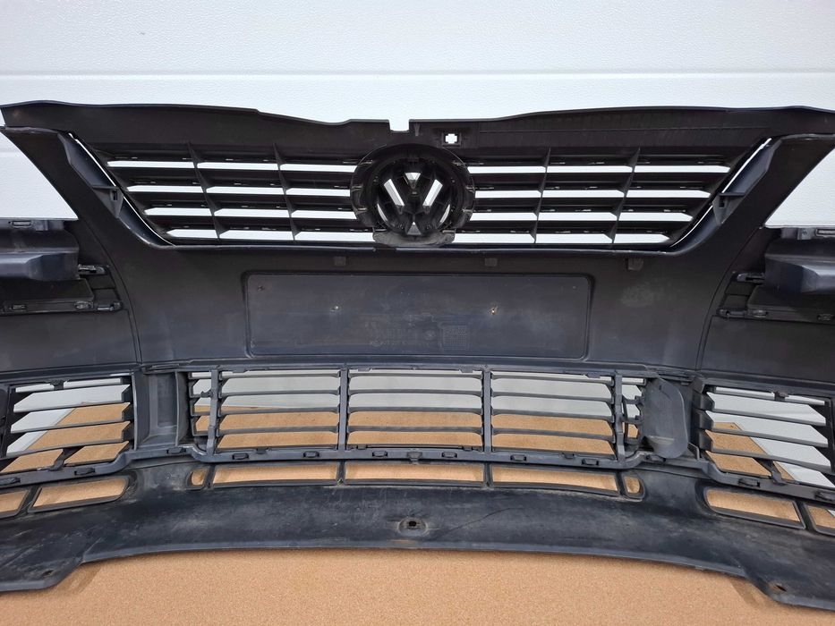 Zderzak przód przedni VW Passat B5 FL spryski LA7W srebrny