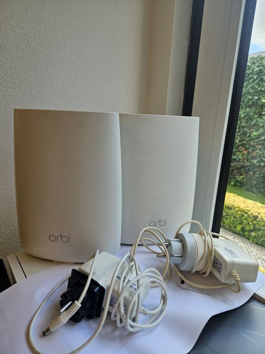 Router e satélite Orbi Mesh Netgear