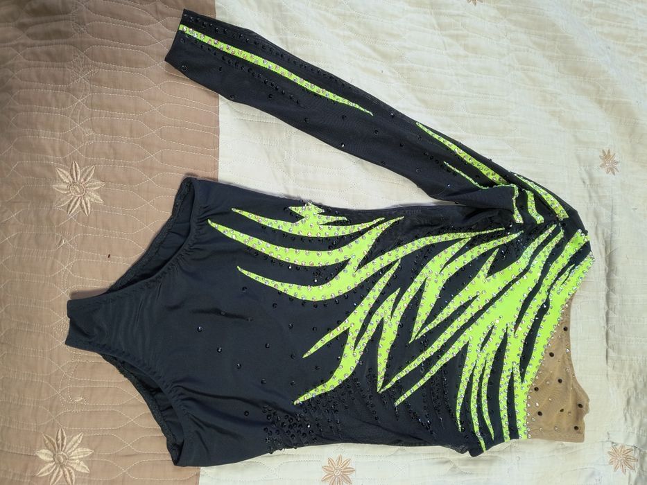 Купальник художня гімнастика