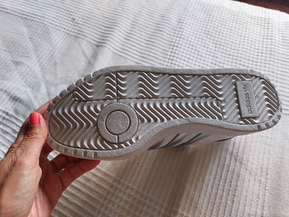 Tenis adidas court W. Novos. Não são imitação! 39 1/2