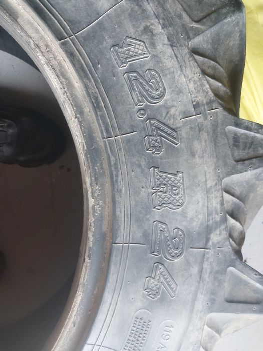 Opona taurus 12.4 r24
