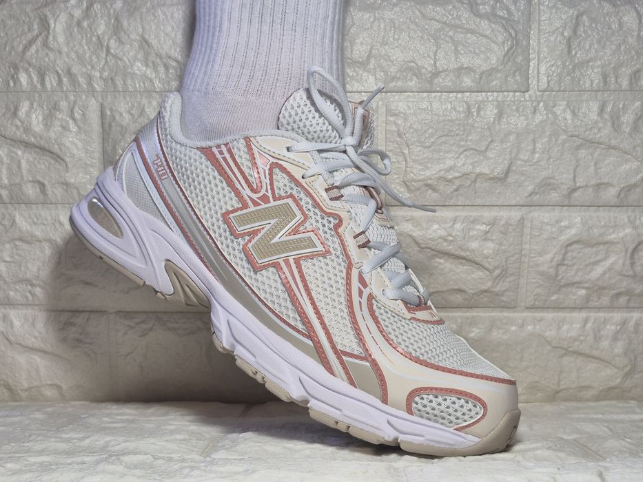 New Balance 740 | Beige Red | 43 (27.5 см)