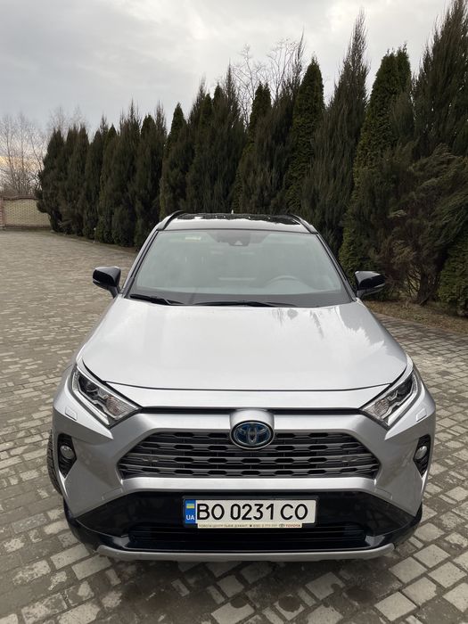 Продам автоToyota RAV4 HYBRID ОФІЦІАЛ
