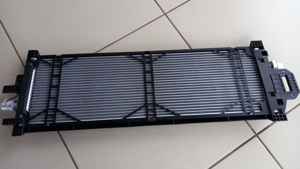 Наконечник рульової тяги лівий/правий Tesla Model 3,Y 1044841-00-E