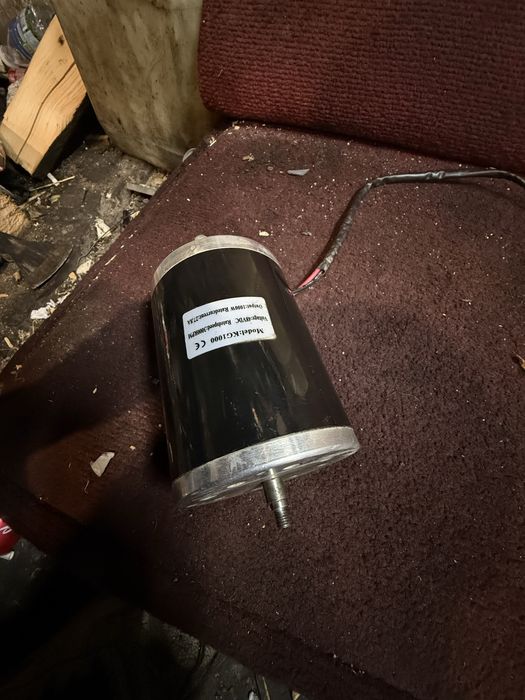 Продам электро мотор 48V 1000W 3000 оборотов