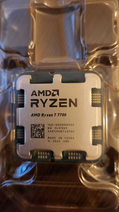 Процессор AMD Ryzen 5600, 7500F, 7700