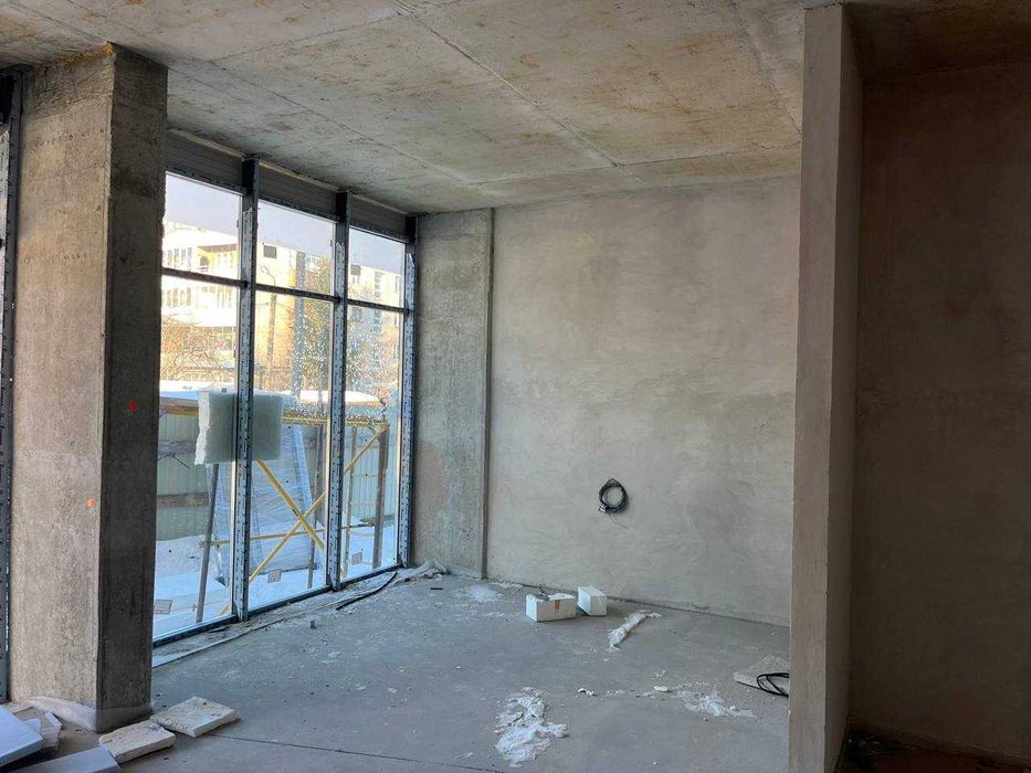 продаж фасадного комерційного приміщення у ЖК My Home