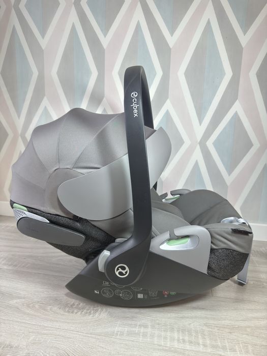 Автокрісло Cybex cloud T