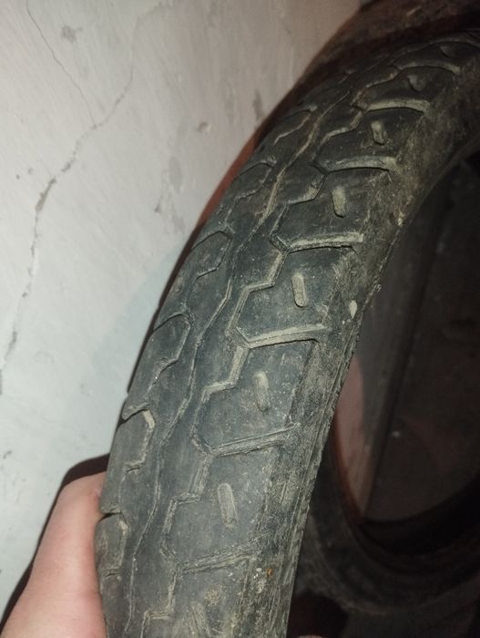 Продам! резину Альфа, Дельта