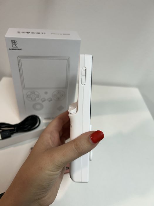 Consola Anbernic RG40XX V Branca Nova