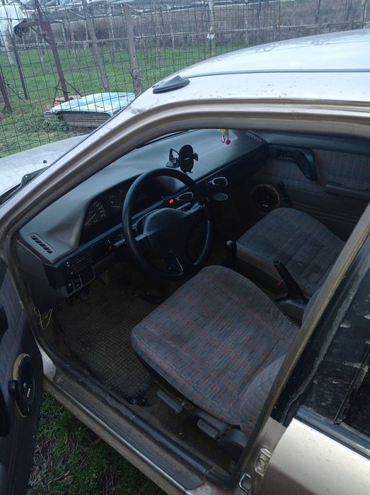 Продам мазду в гарном стани