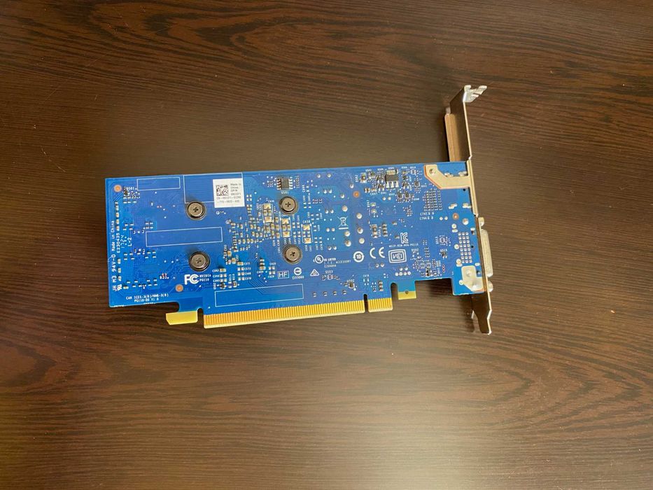 Dell Vostro 3668 i5-7400 16GB 250SSD+1TB GT 1030 OEM WiFi AC Win11