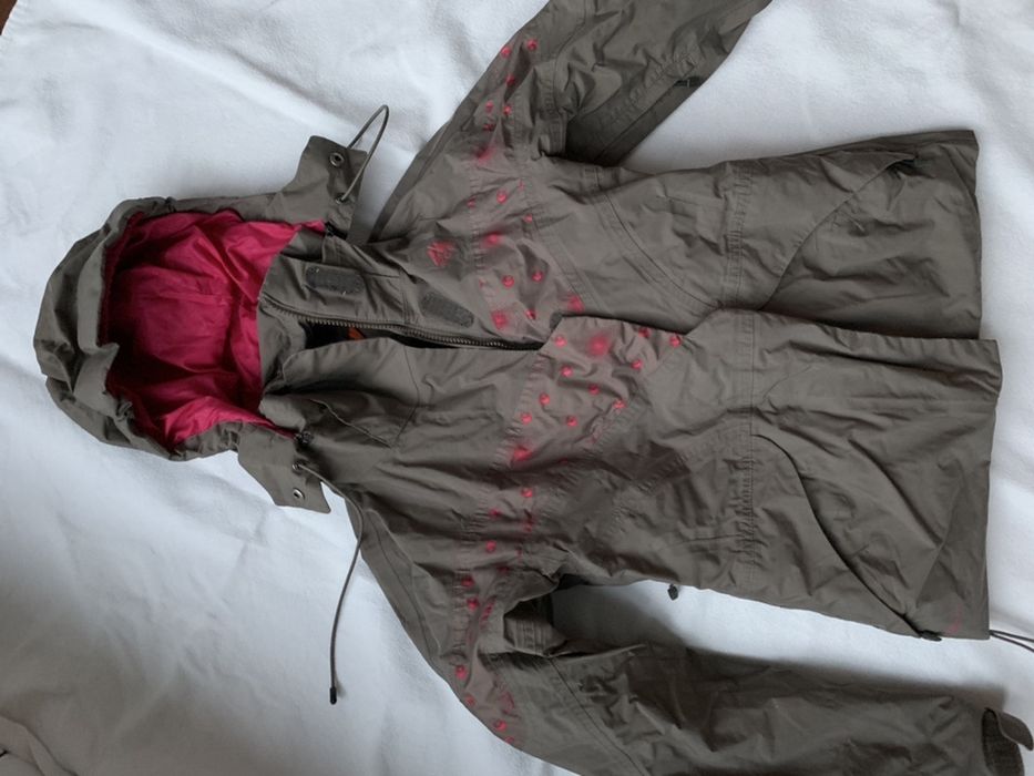 Куртка лыжная Nike ACG с капюшоном XS