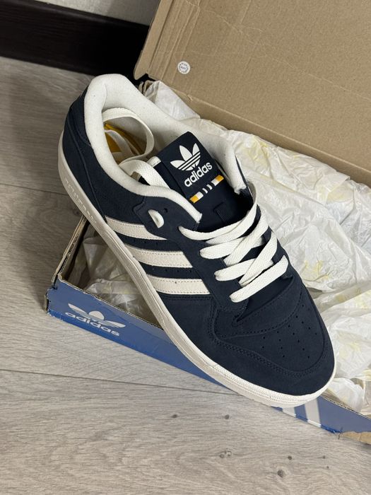 Кеди нові чоловічі адідас Adidas