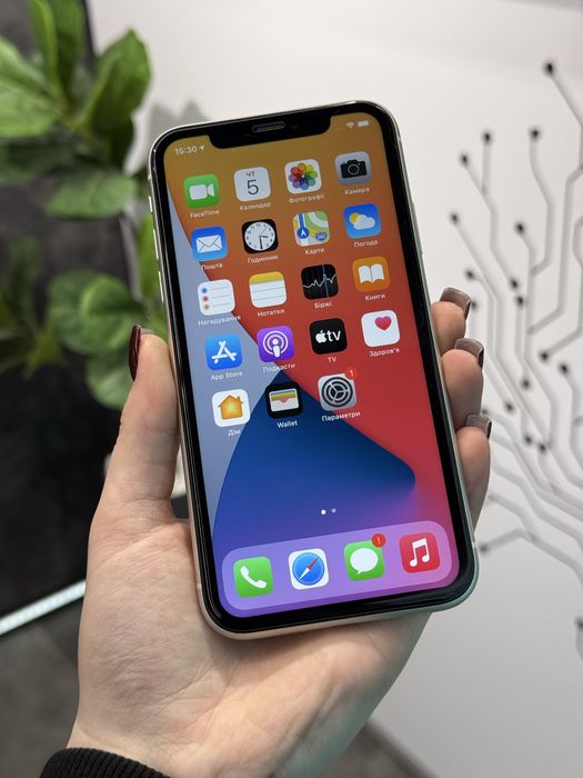 iPhone 11 • 14.6 ios • White • 64GB • Оплата частинами