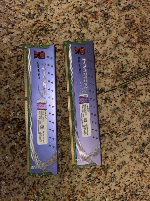 Оперативная памьять ddr3 Kingston
