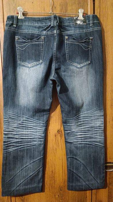 Spodnie jeansowe 46