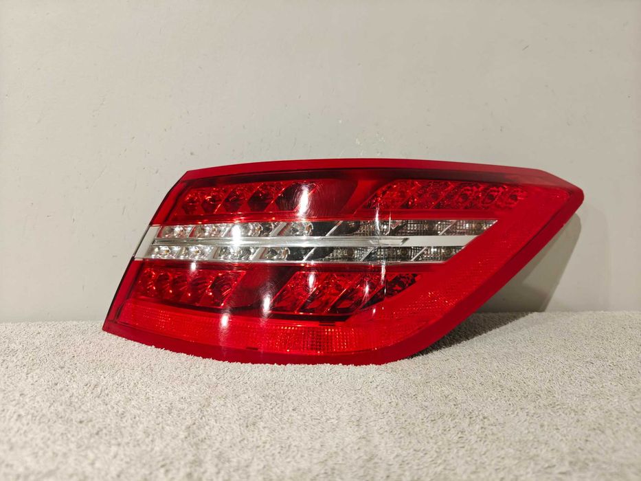 Lampa Prawy Tył LED Mercedes Klasa E W207 Coupe EUROPA