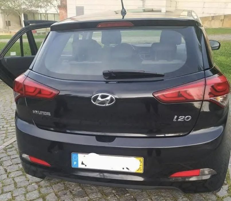Hyundai I20 - Ano 2015 - gasolina - 5 lugares