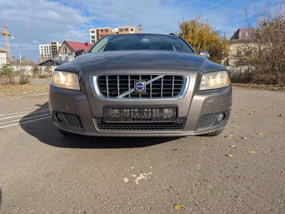 Розбираємо Volvo шрот V70 S80 XC70 P3 2 4d5 2 0b запчастини 2008 2016р