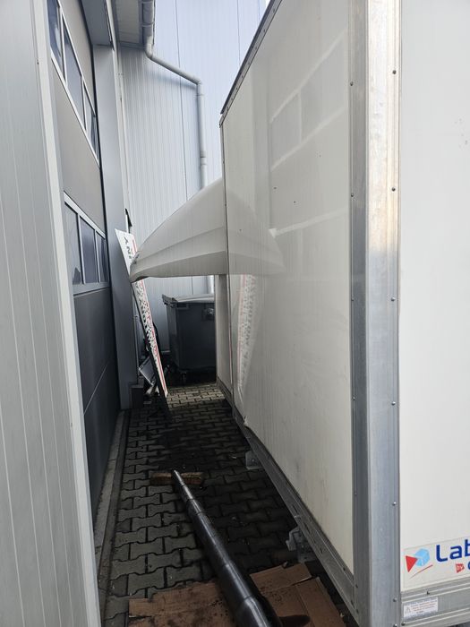 Kontener z windą do iveco daily