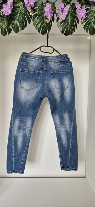 Spodnie damskie jeans z naszywkami S 36