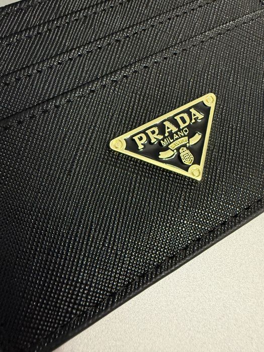 Etui kartownika na karty prada
