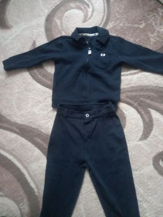 Фірмовий костюм George на хлопчика 9-12 місяців