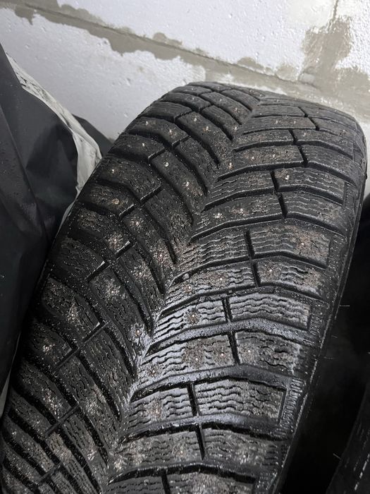 Резина michelin x-ice north 4 r18 245/50 2024 рік шип