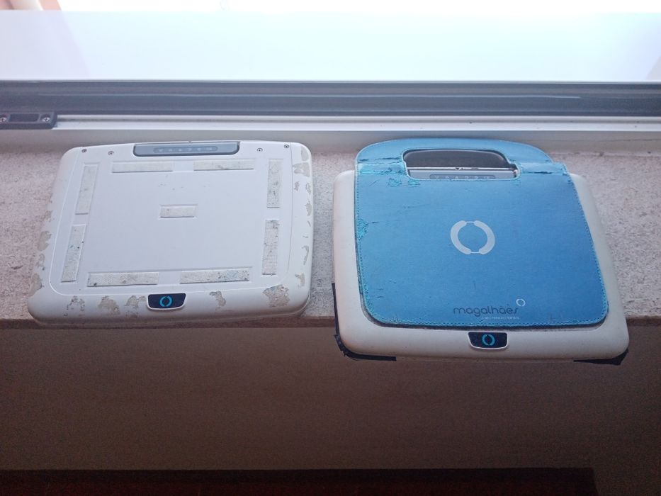 2 Portáteis Magalhães