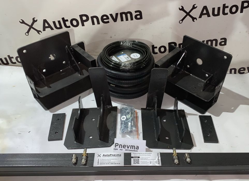 Пневмопідвіска. Комплект пневмопідвіски Mersedes Sprinter 600-та серія