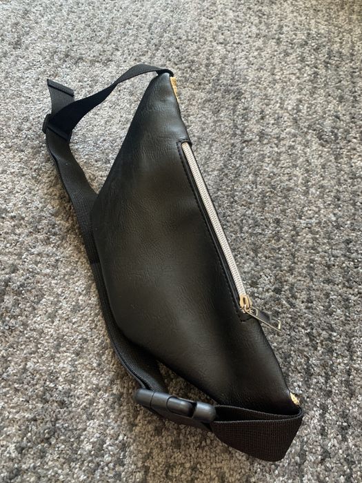 Bolsa cinta dourada Nova